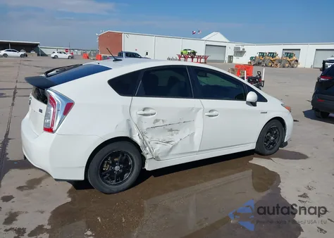 2014 Toyota Prius Three из США, поврежденный, VIN JTDKN3DU8E0374937